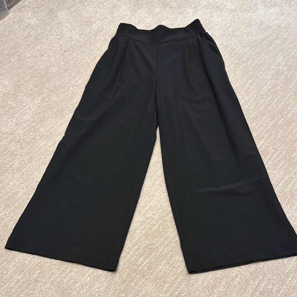 Performance Tech Wide Leg Pant